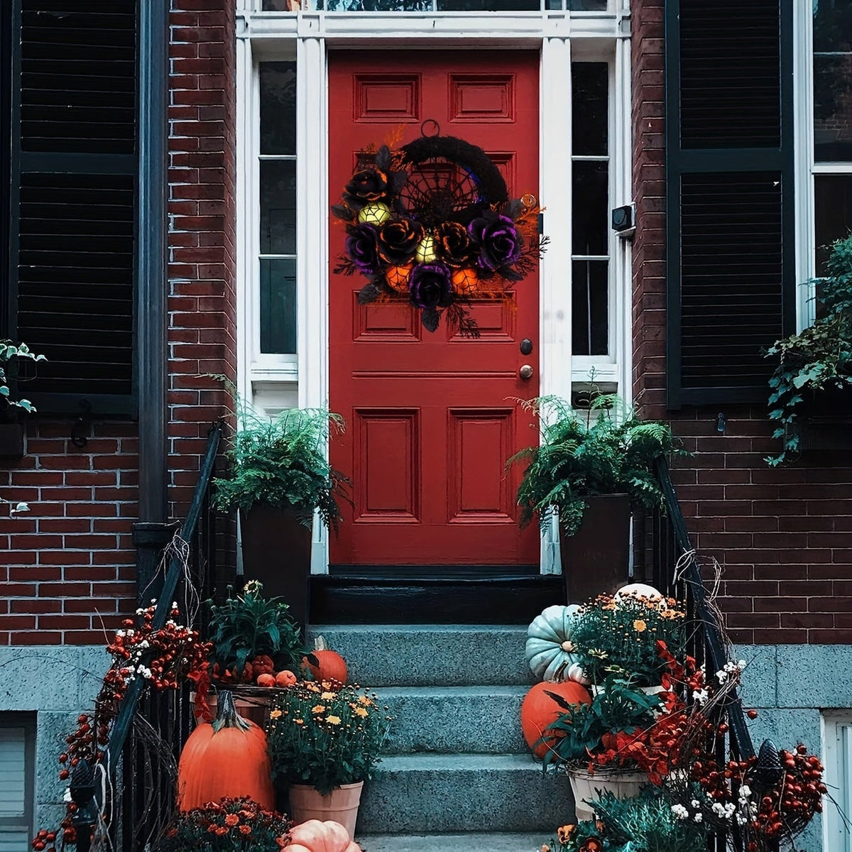 Halloween Wieniec na Drzwi ze Sztucznymi Różami i Pajęczyną do Dekoracji