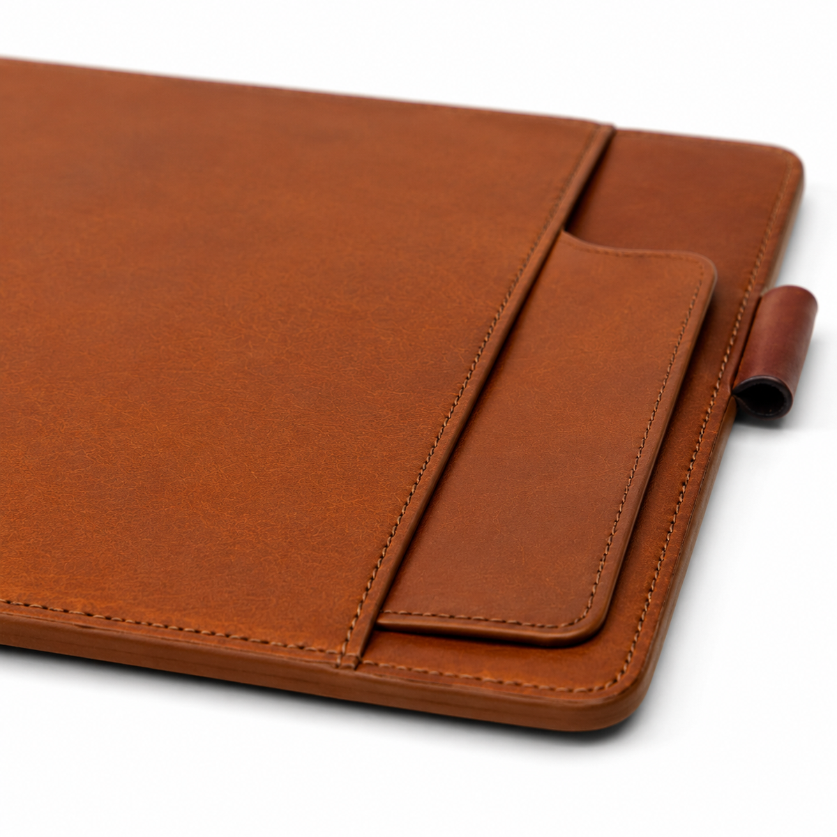 Eleganckie etui Sortpol na laptopa w kolorze brązowym.