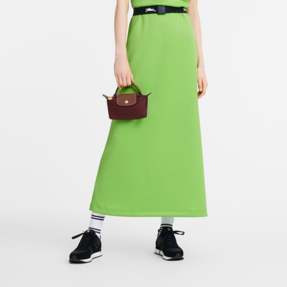 Longchamp Élan Mini Bag z inteligentnym układem i przestronnym wnętrzem.