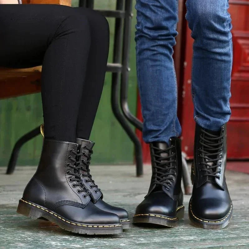 Klasyczne buty Martin – widok z boku prezentujący elegancką sylwetkę