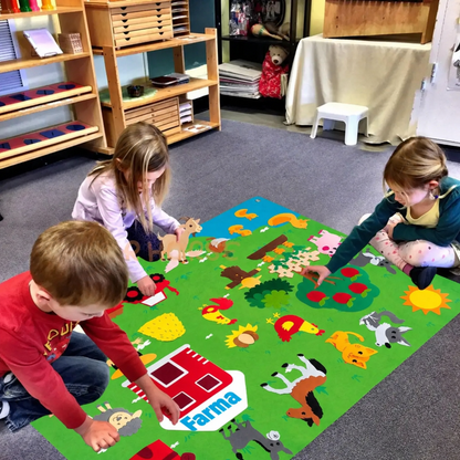 StoryFelt™ – filcowa tablica Montessori z motywem farmy