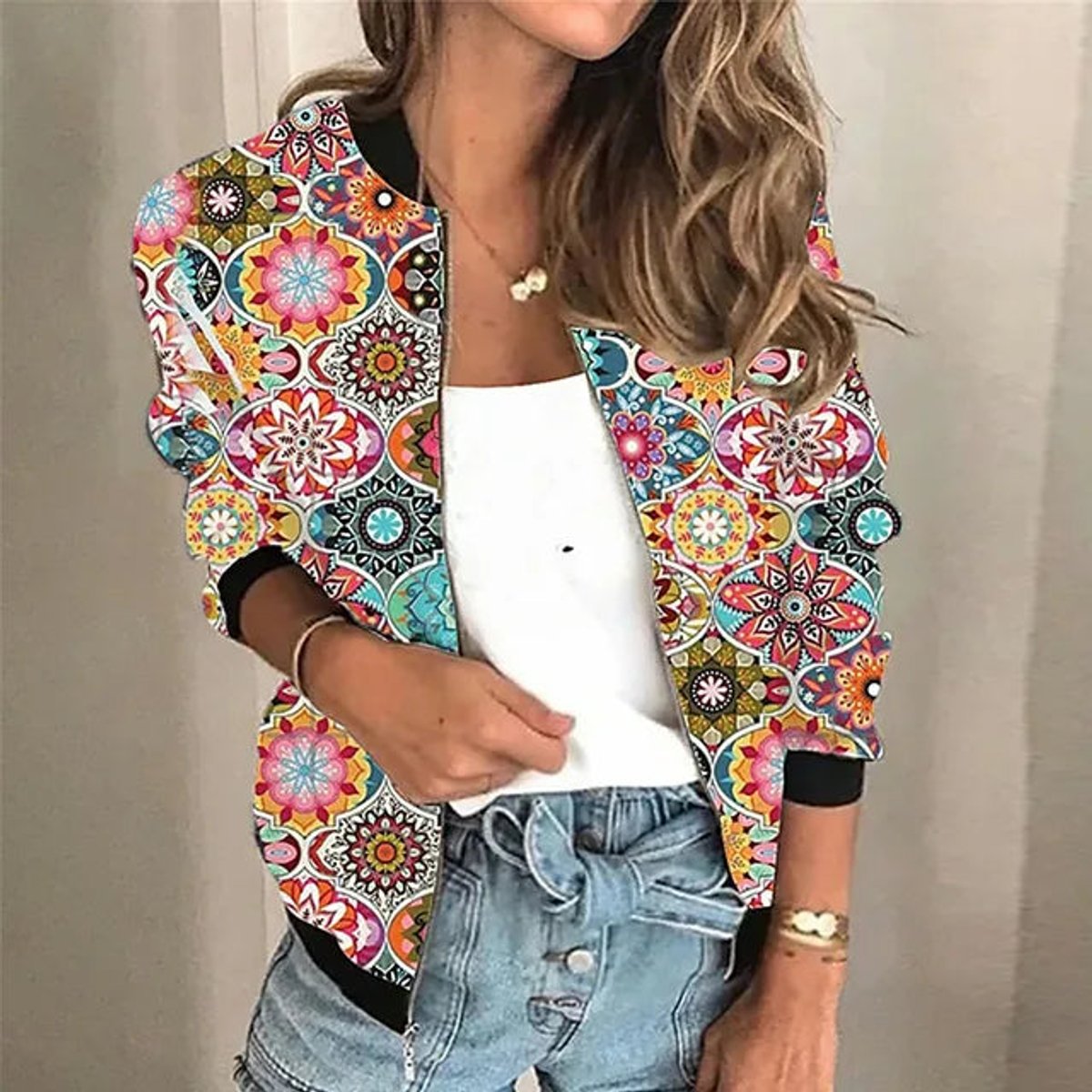 Damska kurtka zimowa bomber w kwiatowy wzór vintage z zamkiem