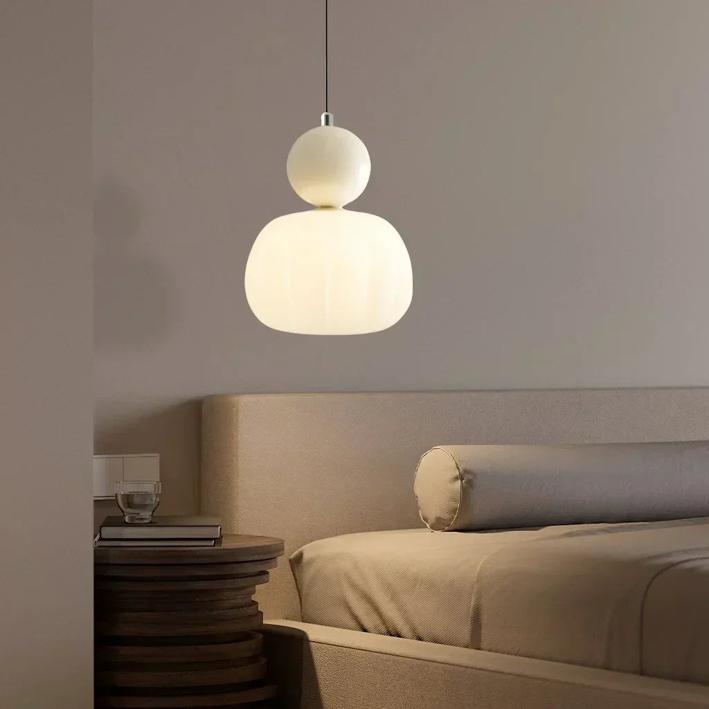 Elegancka Lampa Wisząca w Stylu Art Deco Kremowy Klosz Sufitowy
