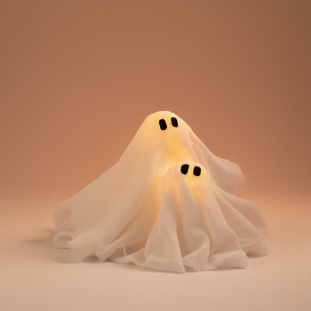 Halloween Wieniec na Drzwi ze świecącymi Duszkami LED i Gazą