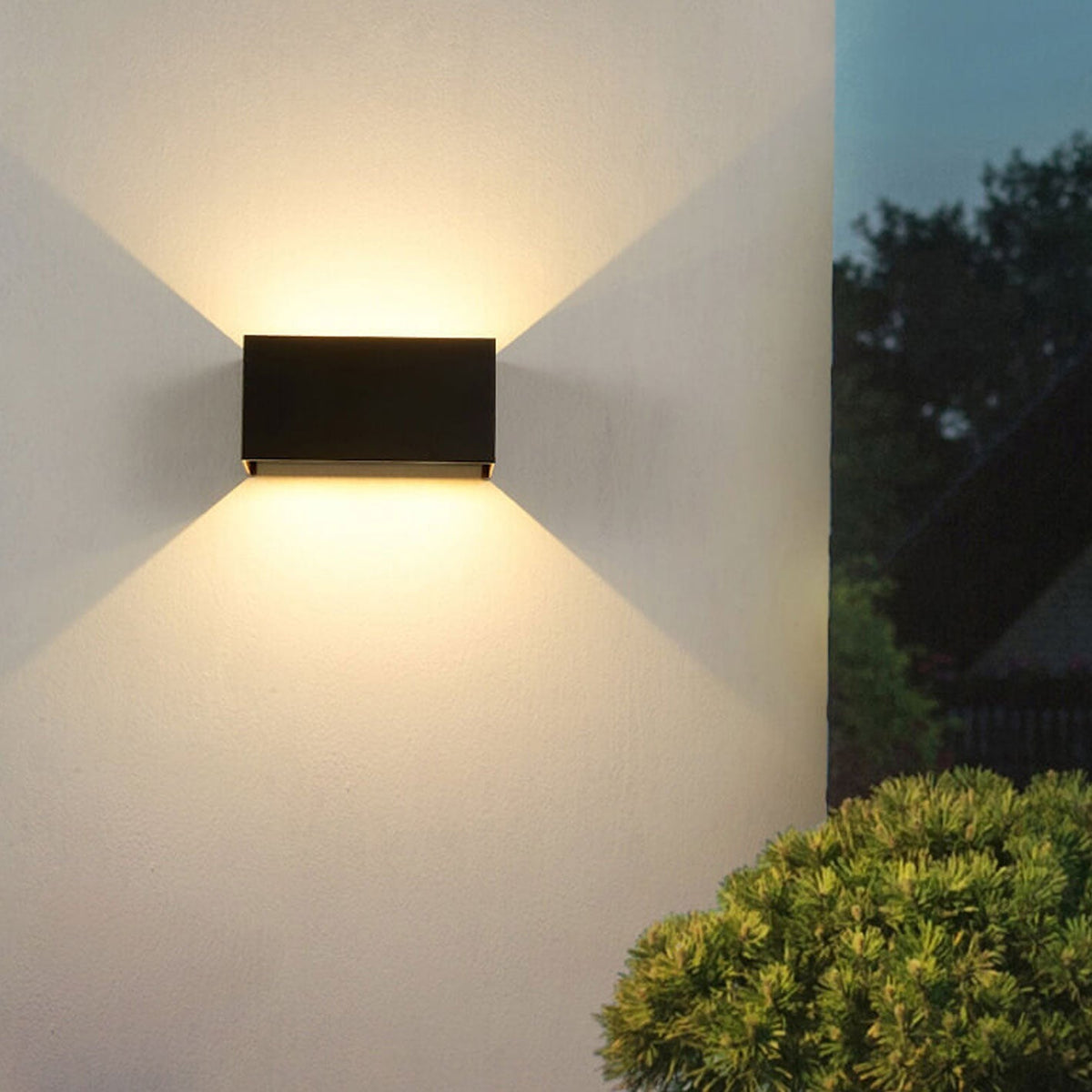 Jasna energooszczędna lampa LED zewnętrzna