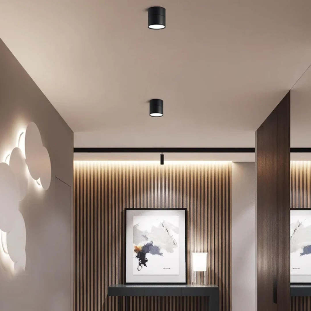 Kompaktowa regulowana lampa sufitowa LED z jednym źródłem światła