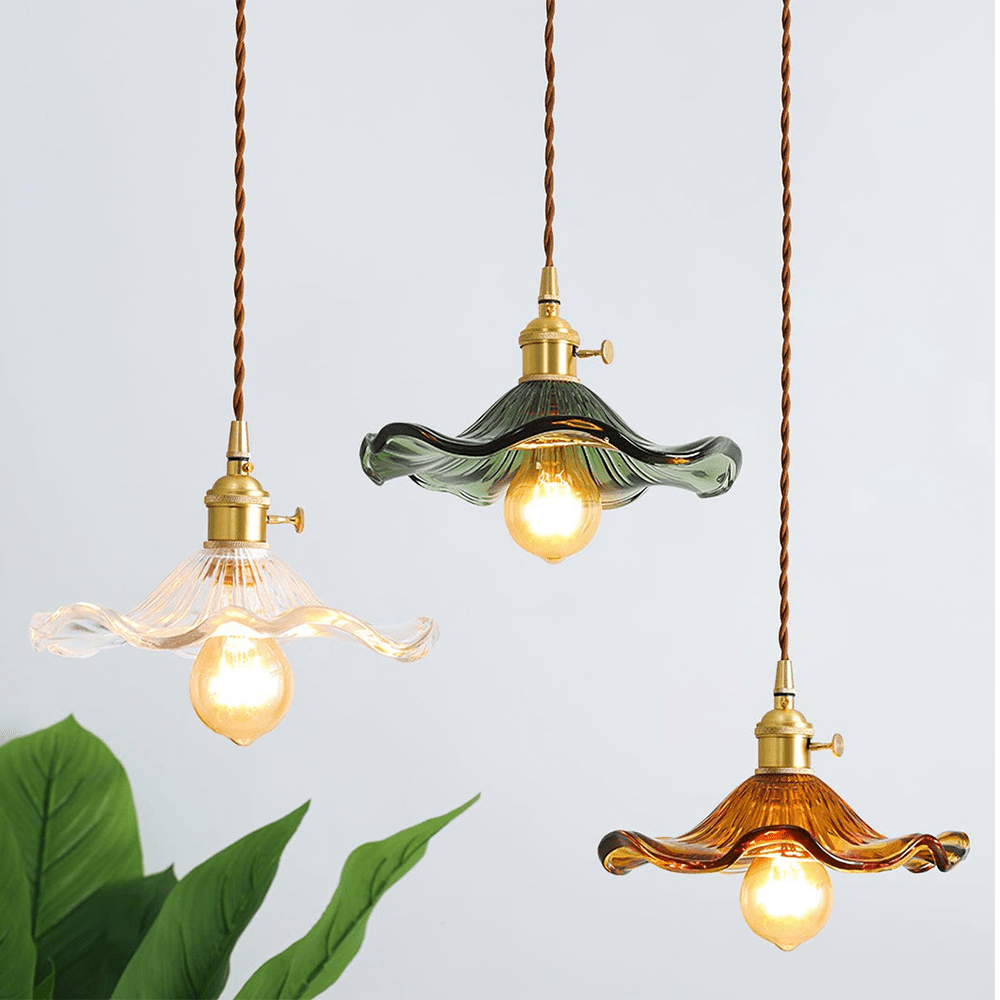 Kwiatowa Lampa Sufitowa Hibiskus – Harmonia Światła i Stylu