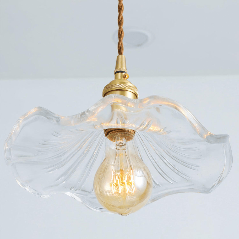 Kwiatowa Lampa Sufitowa Hibiskus – Harmonia Światła i Stylu
