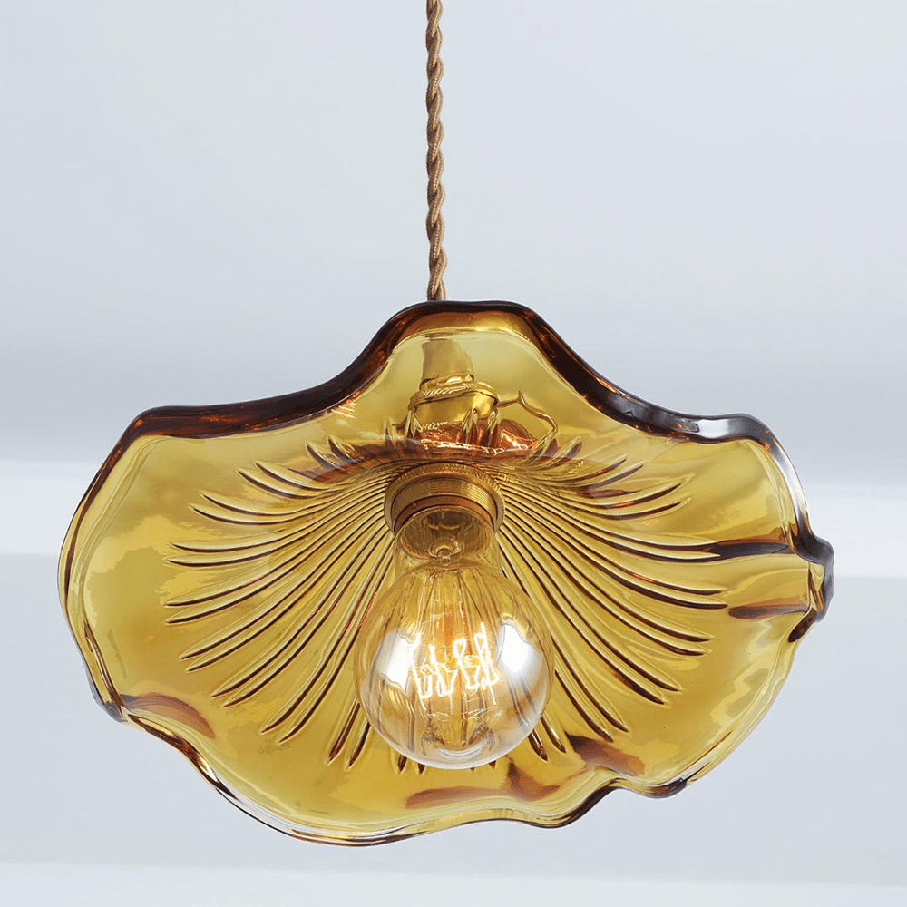 Kwiatowa Lampa Sufitowa Hibiskus – Harmonia Światła i Stylu