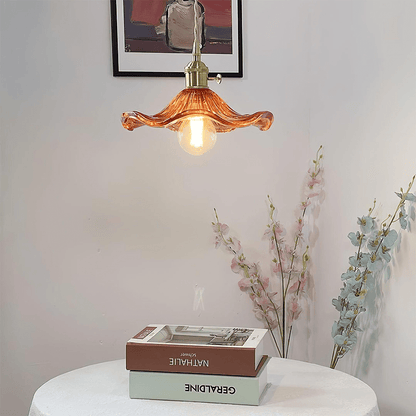 Kwiatowa Lampa Sufitowa Hibiskus – Harmonia Światła i Stylu