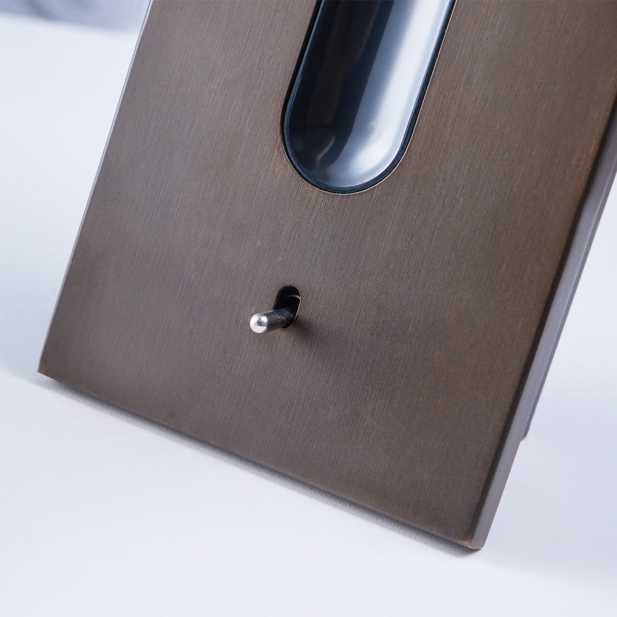 Lampa do czytania naścienna z wbudowanym oświetleniem nocnym LED