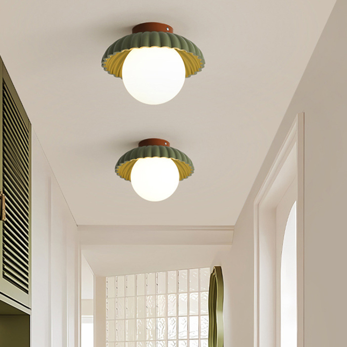 Lampa sufitowa do przedpokoju do montażu natynkowego