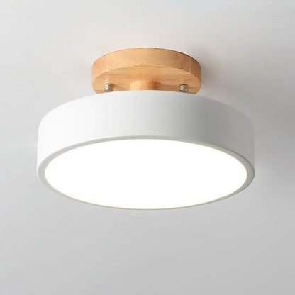 Lampa Sufitowa LED w Stylu Skandynawskim – Ciepło i Elegancja