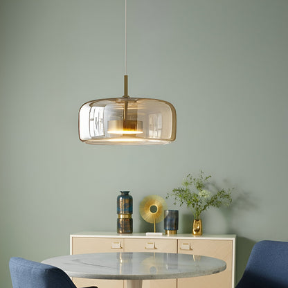 Lampa sufitowa w stylu retro z potrójnym kloszem szklanym i regulowanym oświetleniem LED