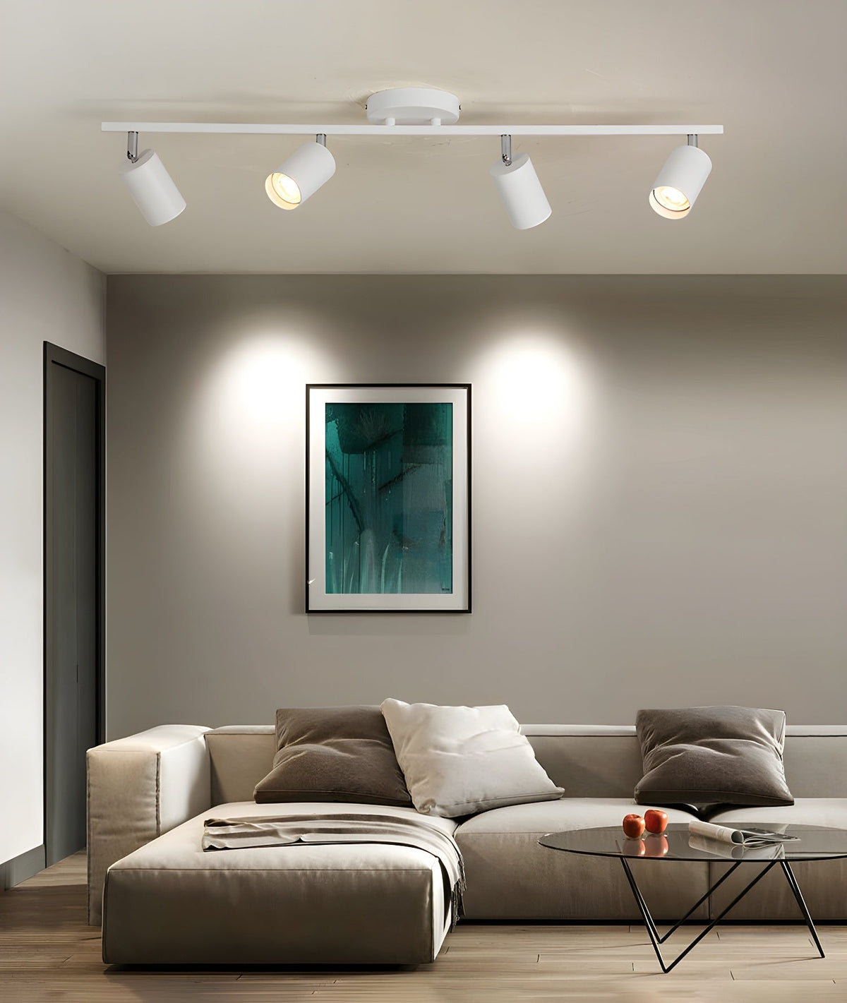 Lampa sufitowa z wieloma głowicami i regulowanymi reflektorami LED
