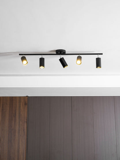 Lampa sufitowa z wieloma głowicami i regulowanymi reflektorami LED