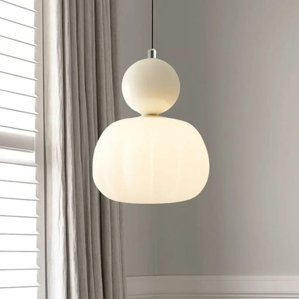Lampa Wisząca Art Deco w Kremowym Odcieniu – Styl i Wyrafinowanie