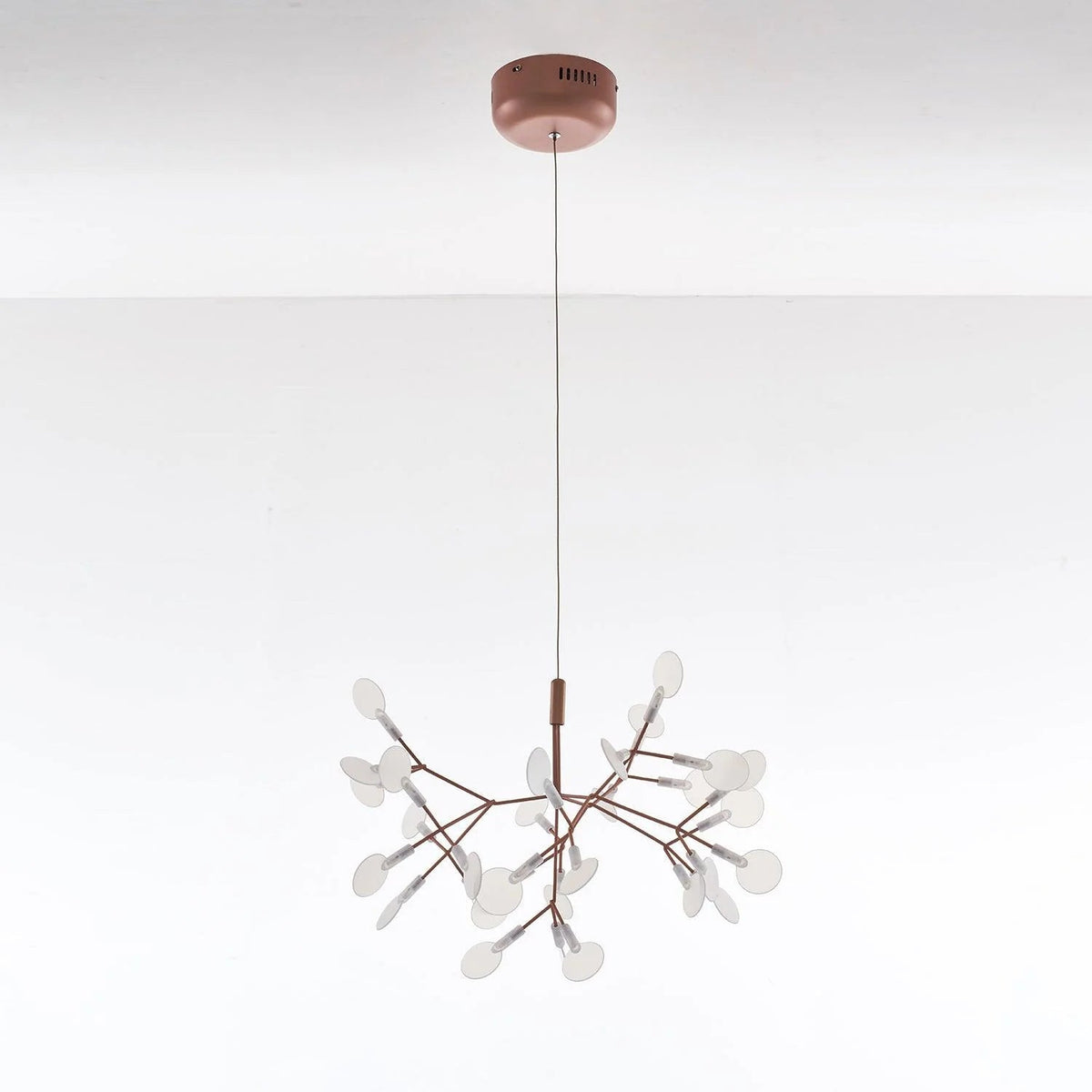 Lampy sufitowe w stylu Firefly – nowoczesny żyrandol typu Sputnik