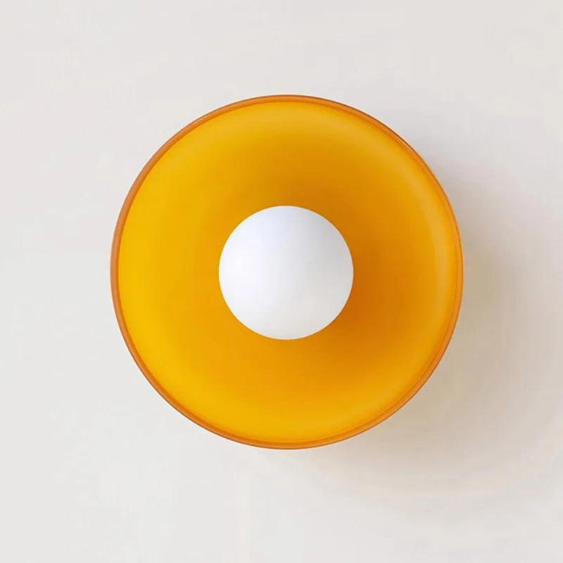 Minimalistyczna skandynawska lampa sufitowa LED ze szkła