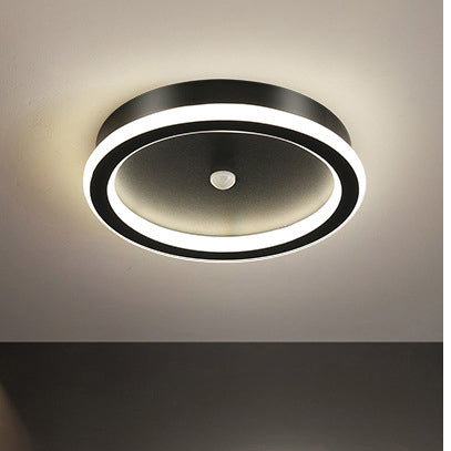 Nowoczesna lampa sufitowa LED z czujnikiem ruchu
