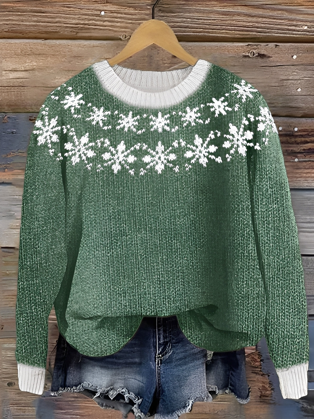 Sweter Damski Tawnee z Zabawnym Nadrukiem Owcy - Stylowy i Ciepły