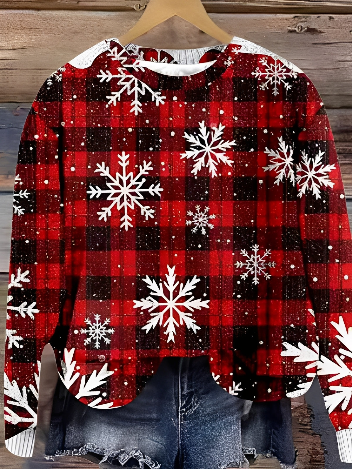 Sweter Damski Tawnee z Zabawnym Nadrukiem Owcy - Stylowy i Ciepły