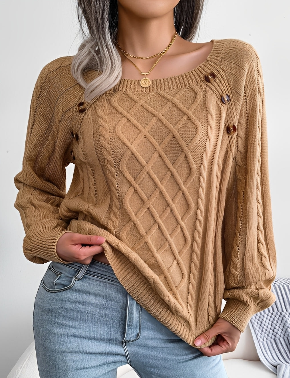 Sweter Damski z Guzikami - Stylowy Komfort na Co Dzień