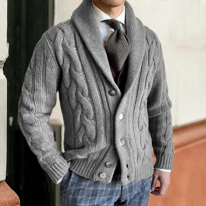 Sweter męski warkoczowy - kołnierz szalowy, guziki