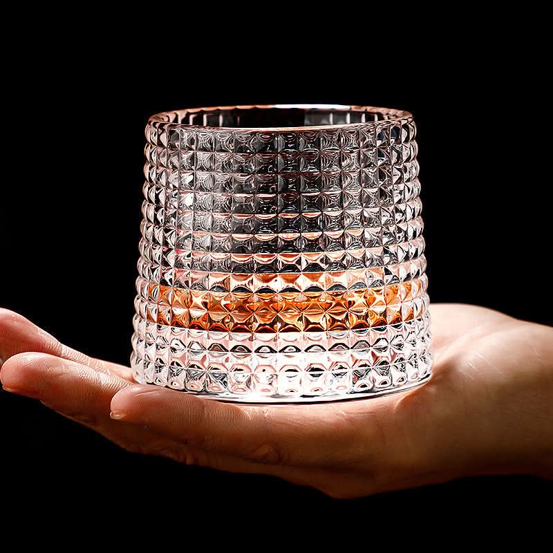 Wirujące szklanki do whisky stylizowane na Edo – Kunszt i Elegancja