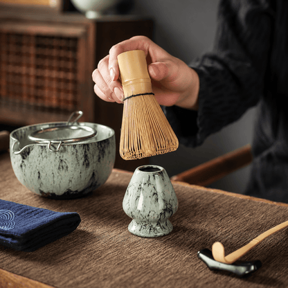 Zestaw do matchy 6 elementów - ceramiczna czarka i miotełka