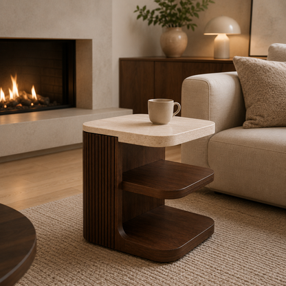 Nowoczesny Stolik Boczny z Kamiennym Blatem i Drewnianymi Półkami w Stylu Luxury Contemporary